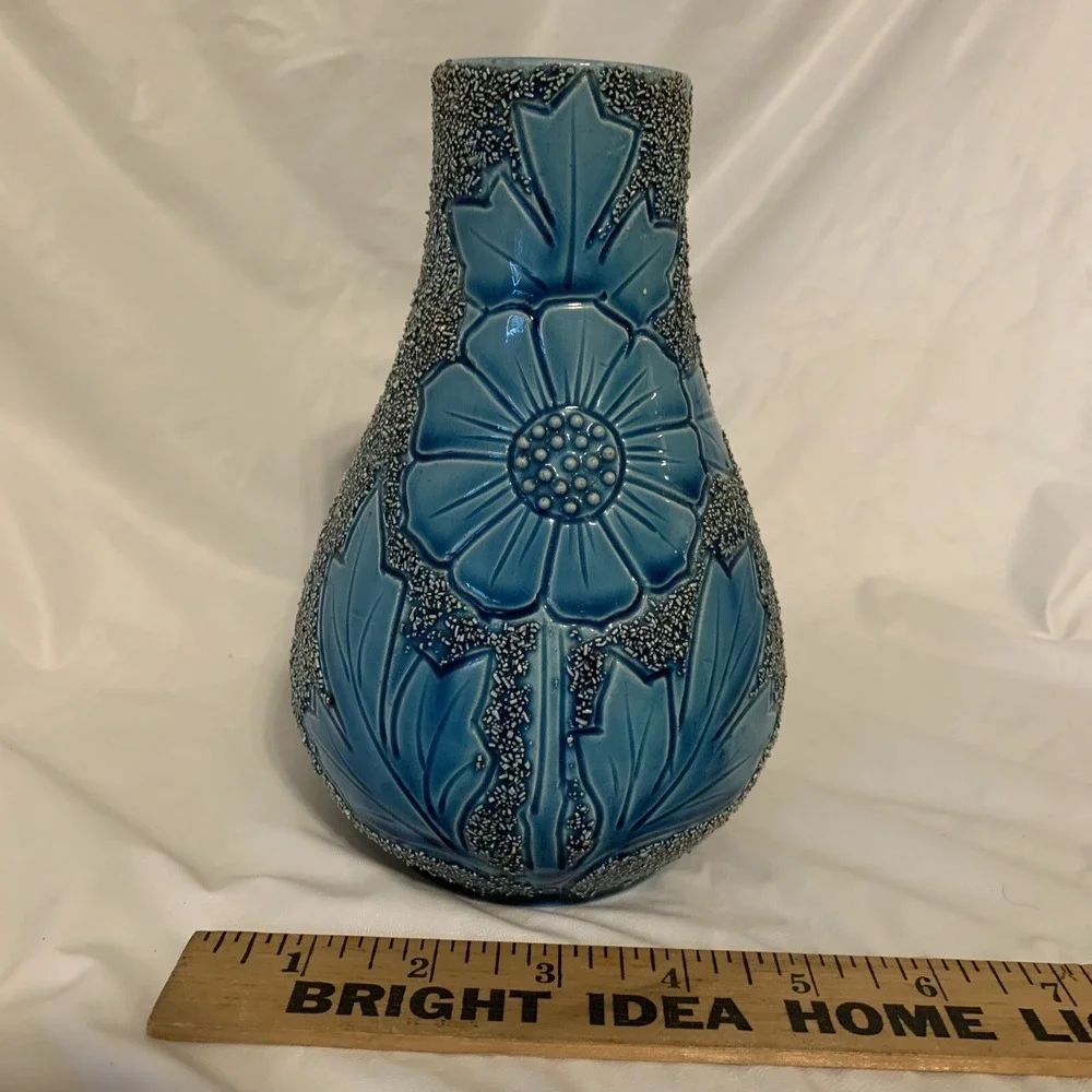 Sand Glaze Turquoise Majolica Style Vase‎ Beautiful 6.5